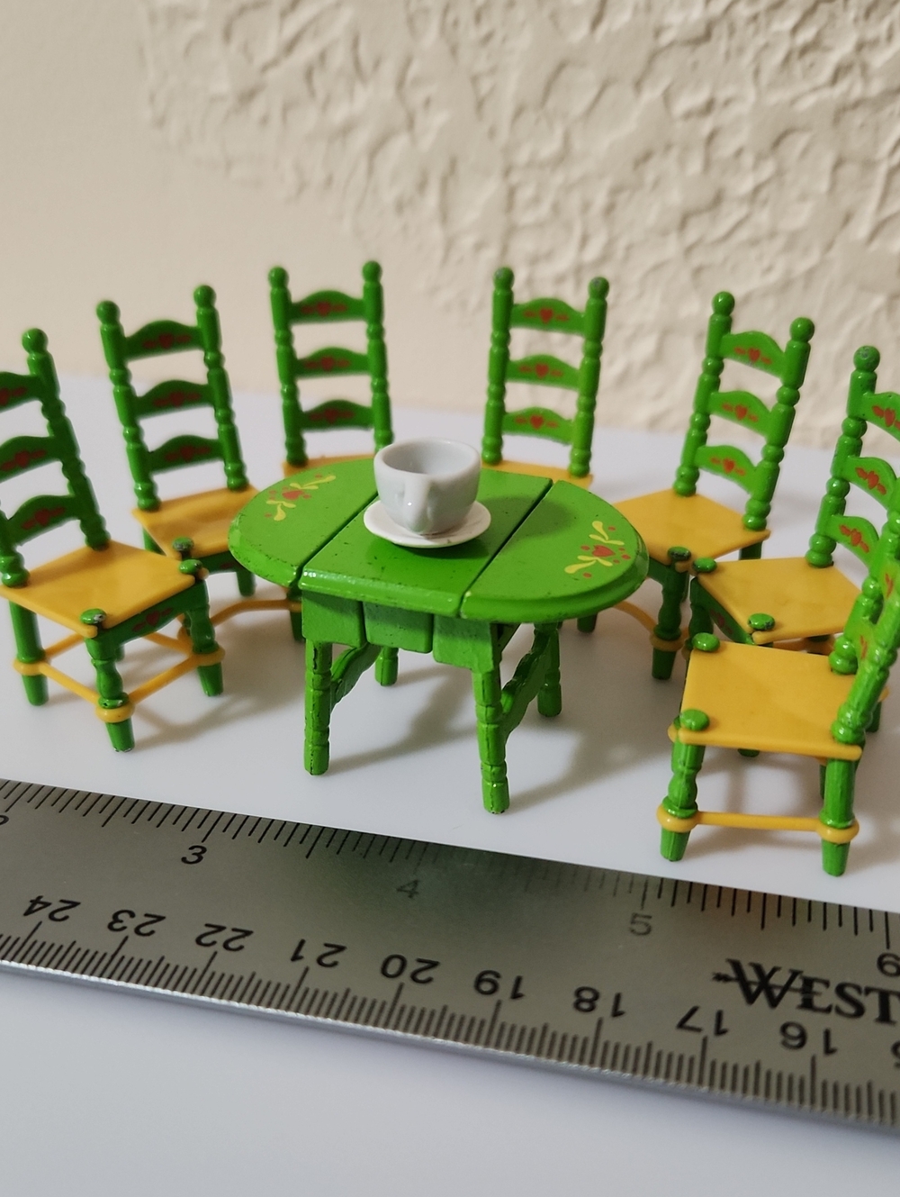Vintage 1980s Mattel "The Littles" die-cast metal dollhouse furniture pieces - Picture 13 of 16